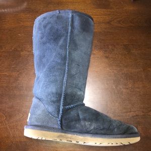 Gently used REAL navy blue Ugg’s, tall